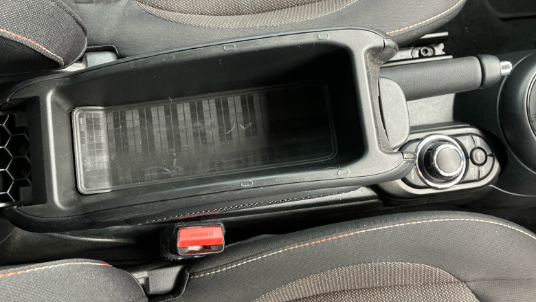 MINI Hatchback 1.5 Cooper Classic Premium 3dr Auto Petrol Hatchback